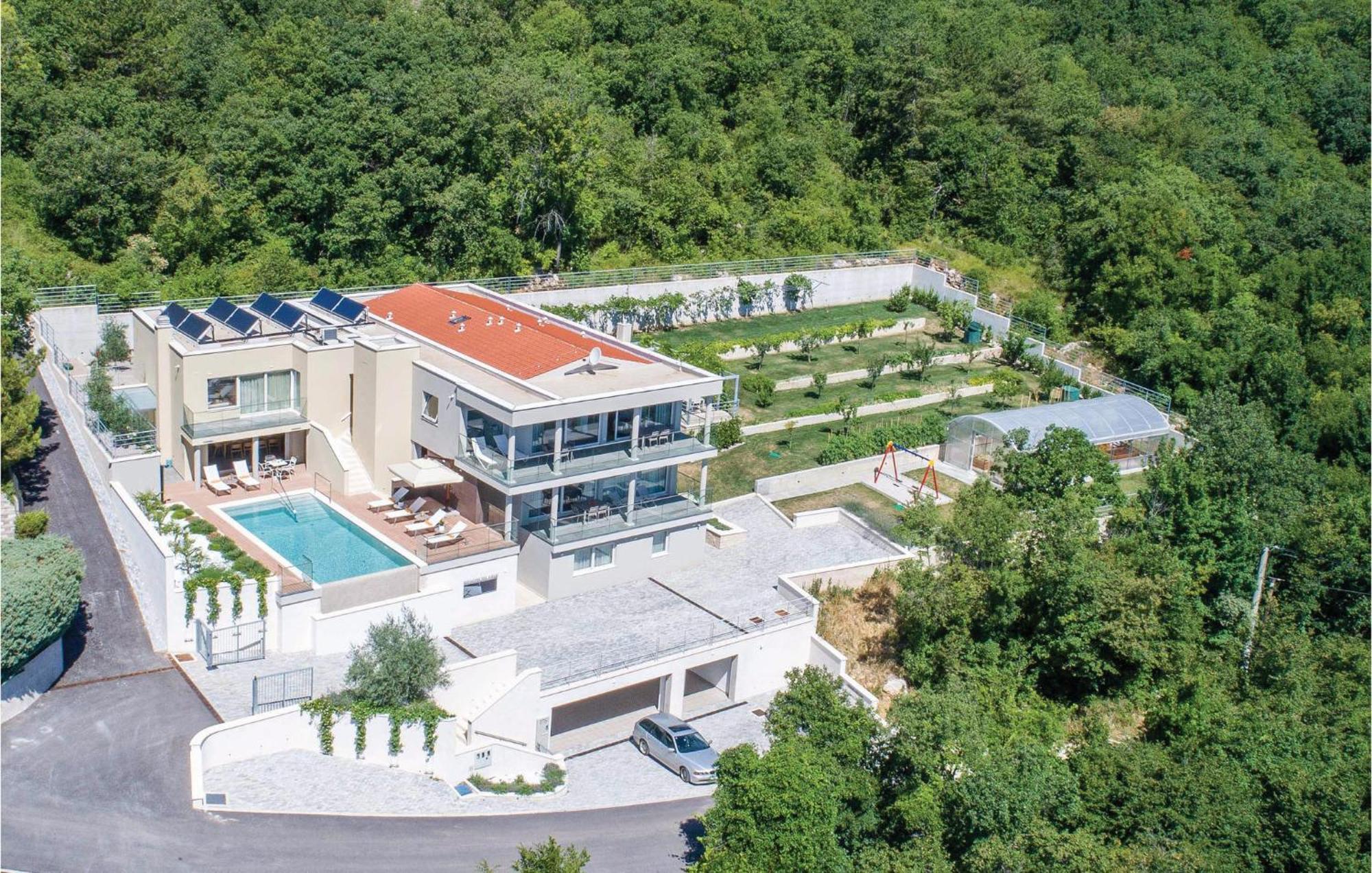 Nice Apartment In Plomin With Jacuzzi Exterior foto